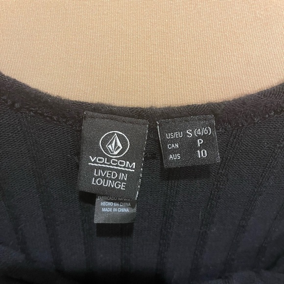 Volcom Lived In Lounge Ribbed Wide Leg Tank Romper, size Small - Picture 8 of 13